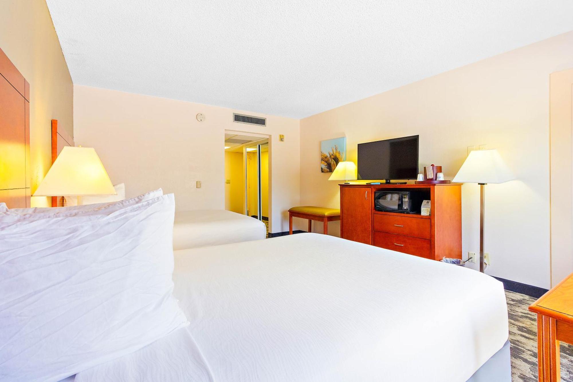 Oasis Boca Raton Hotel Exterior photo